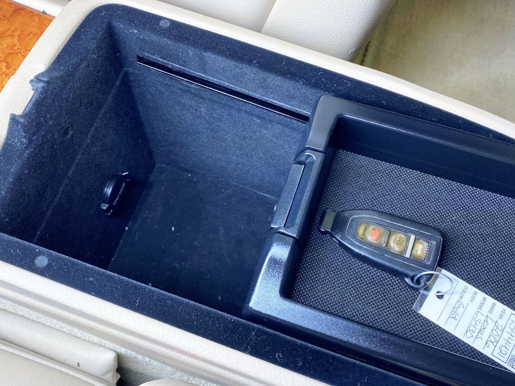 2006 Lexus LS 430 4dr Sedan - 22909741 - 36