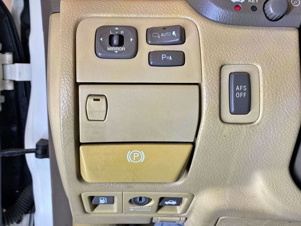 2006 Lexus LS 430 4dr Sedan - 23005371 - 22