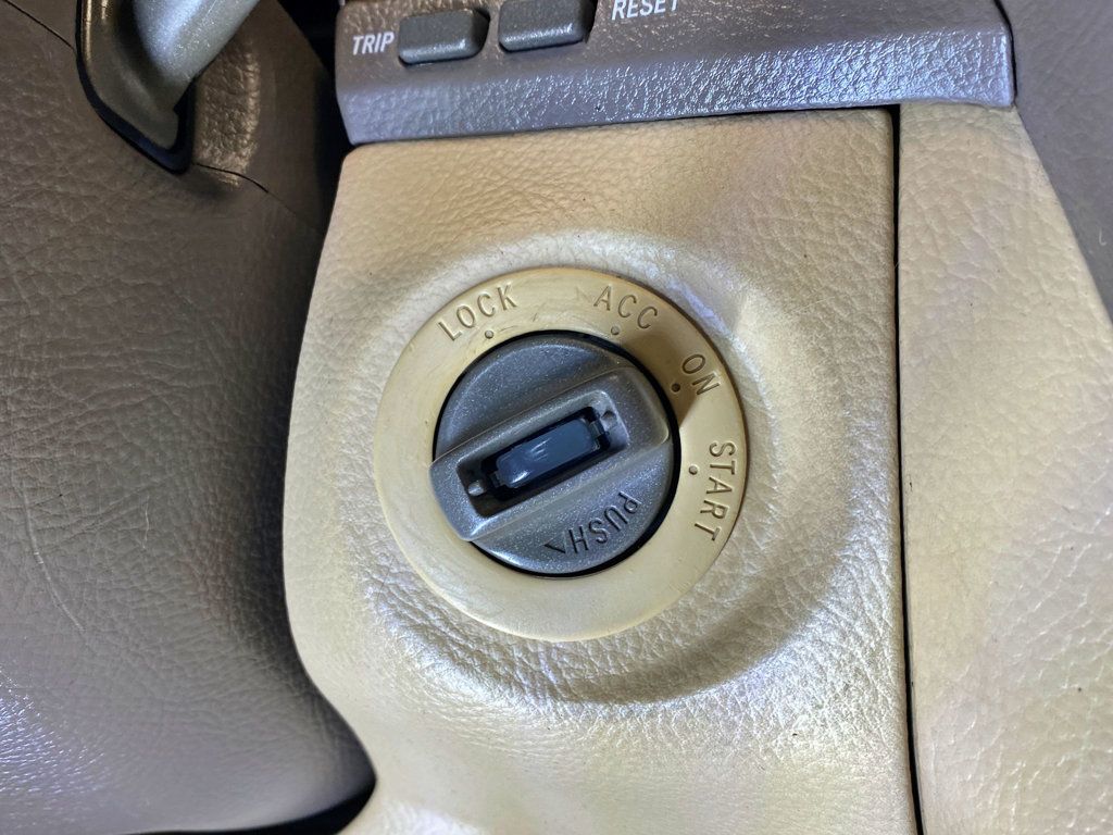 2006 Lexus LS 430 4dr Sedan - 23005371 - 30