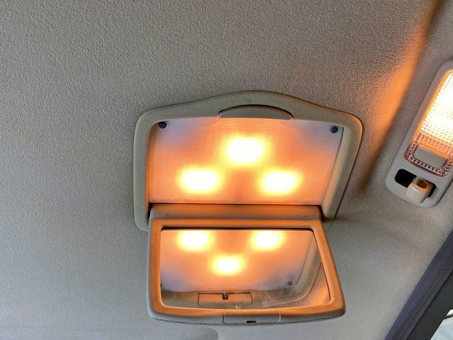 2006 Lexus LS 430 4dr Sedan - 23005371 - 58