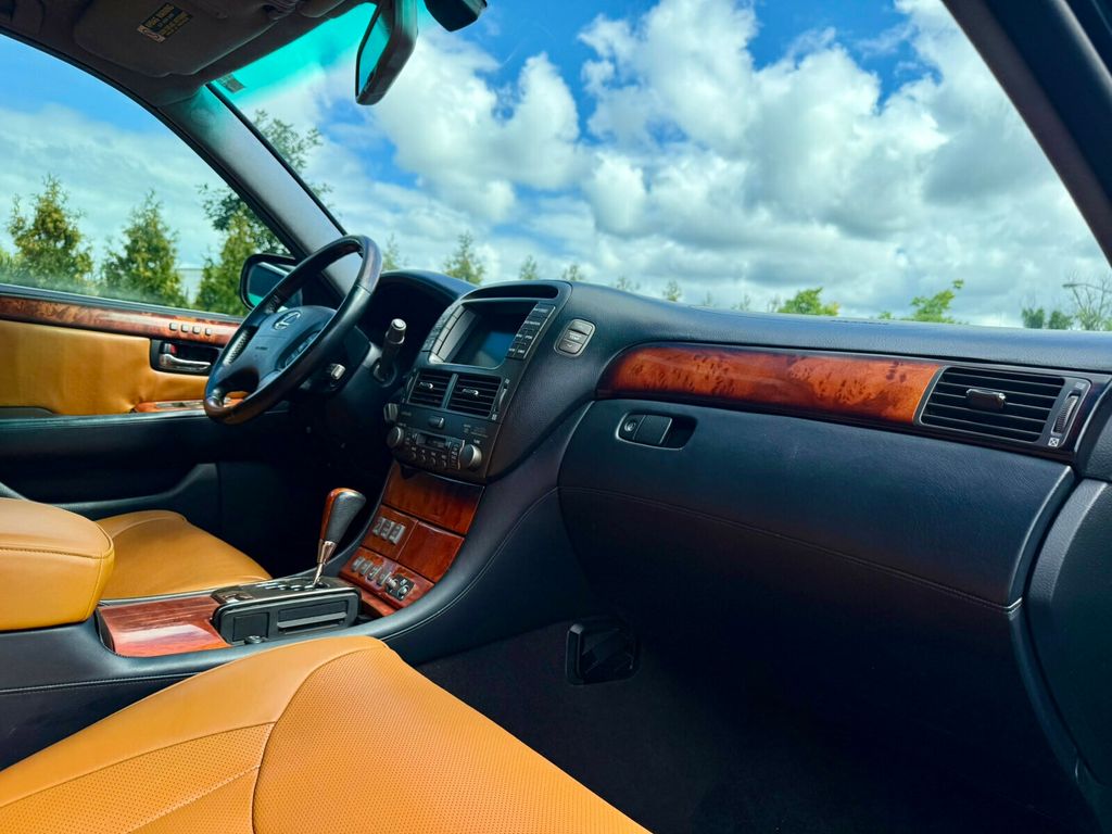 2006 Lexus LS 430 photo 15