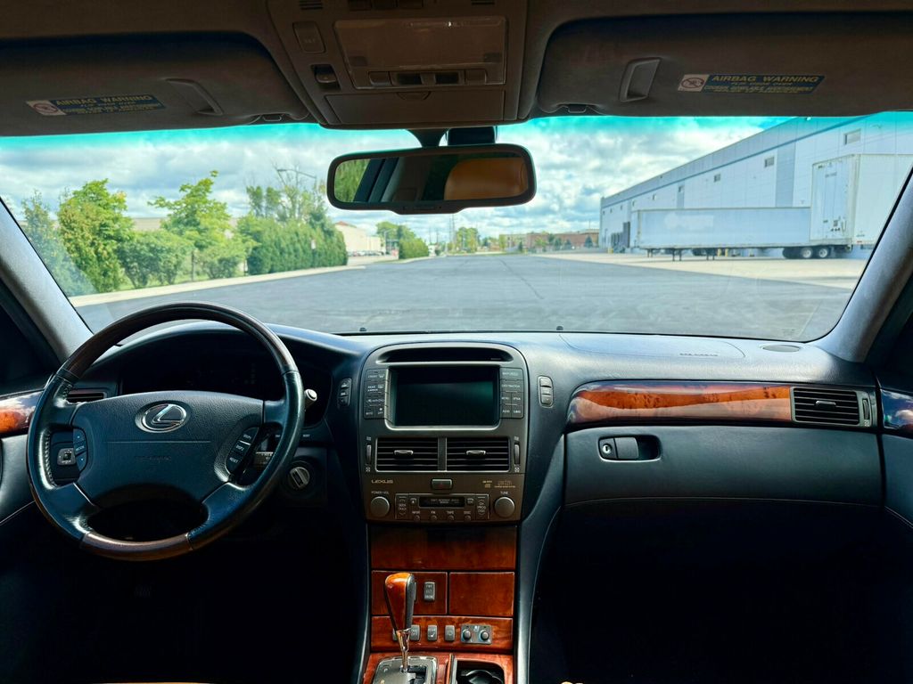 2006 Lexus LS 430 photo 17