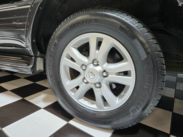 2006 Lexus LX 470 4dr SUV - 23035069 - 19