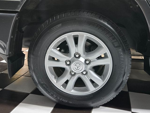 2006 Lexus LX 470 4dr SUV - 23035069 - 29