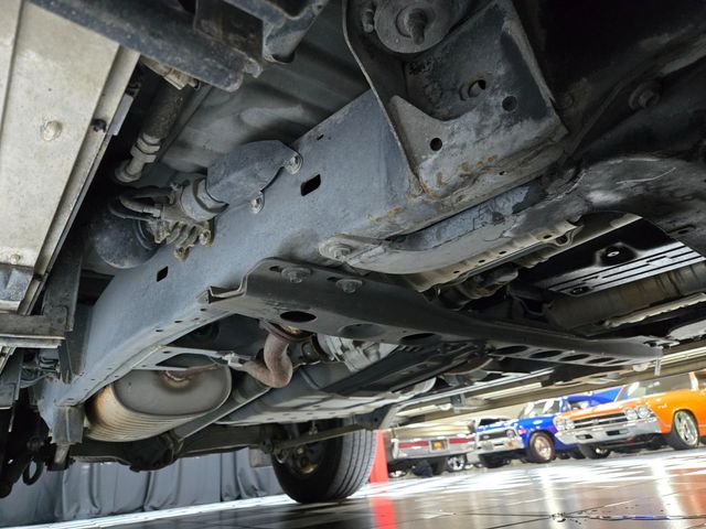 2006 Lexus LX 470 4dr SUV - 23035069 - 38