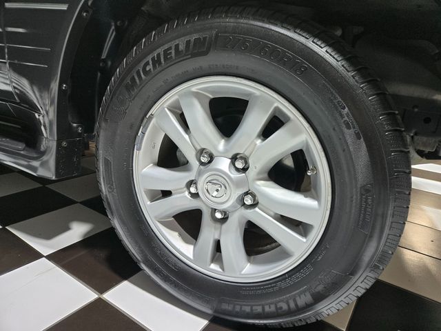 2006 Lexus LX 470 4dr SUV - 23035069 - 42