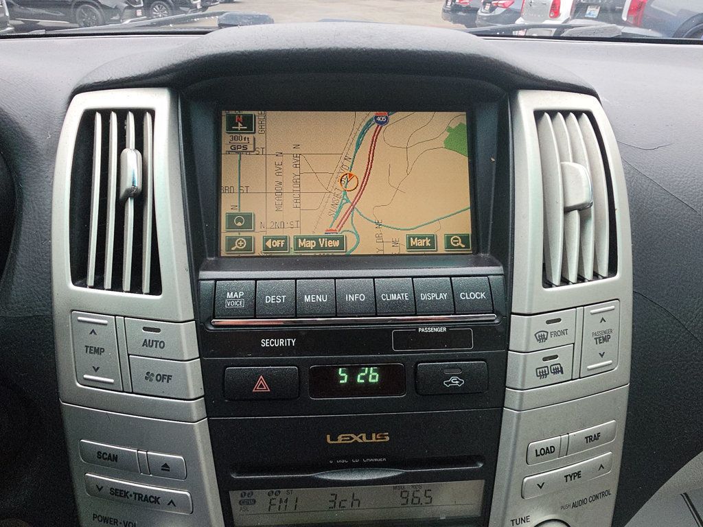 Lexus RX photo 13