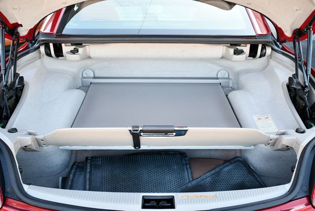 2006 Lexus SC 430 2 Door Convertible W/Navigation and Rear View Camera - 22926705 - 15