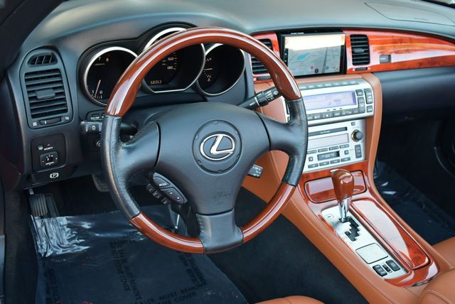2006 Lexus SC 430 2 Door Convertible W/Navigation and Rear View Camera - 22926705 - 61