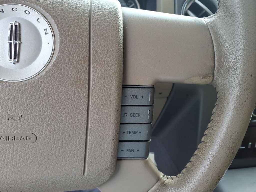 2006 Lincoln Mark LT 4WD Supercrew 139" - 23018006 - 12