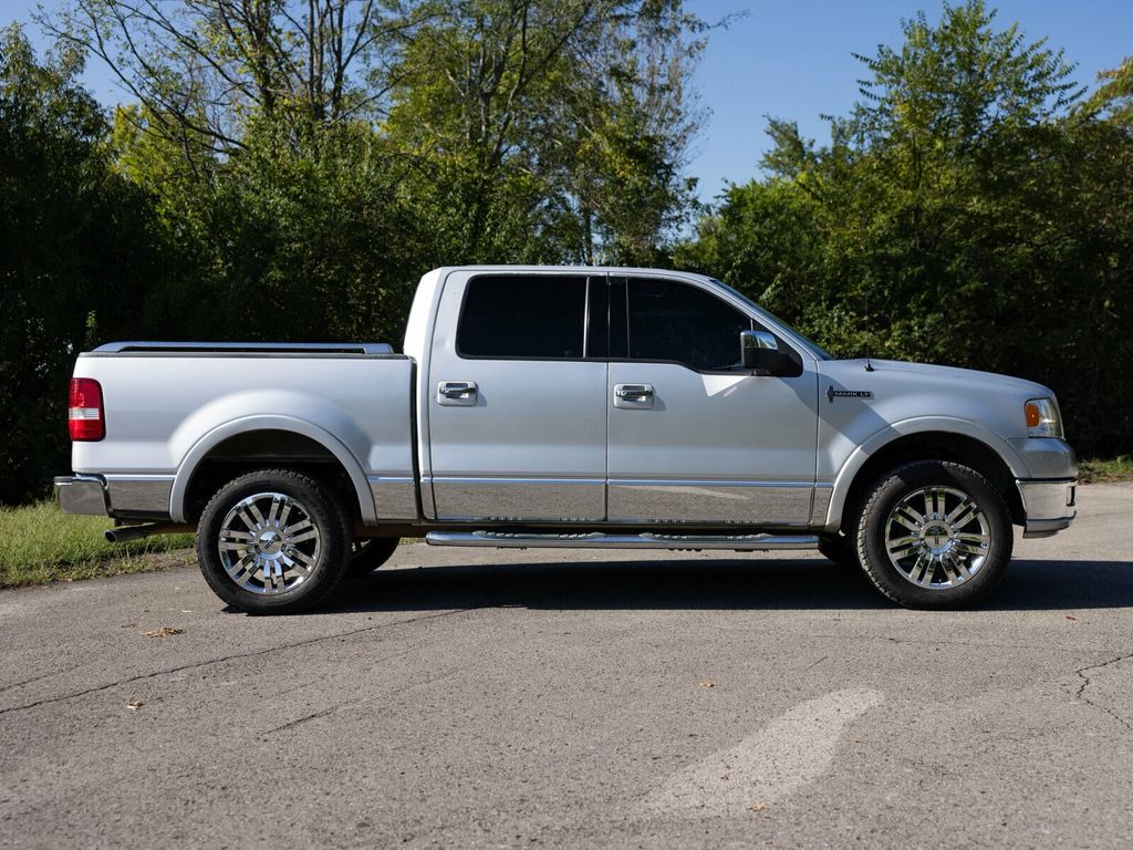 2006 Lincoln Mark LT Rare MARK LT, 4WD, Chrome Package - 22923282 - 9