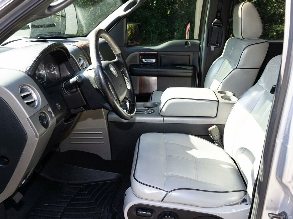 2006 Lincoln Mark LT Rare MARK LT, 4WD, Chrome Package - 22923282 - 22