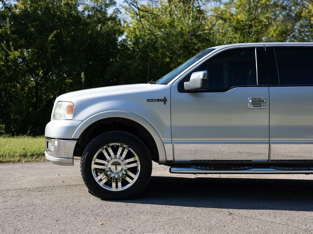 2006 Lincoln Mark LT Rare MARK LT, 4WD, Chrome Package - 22923282 - 2