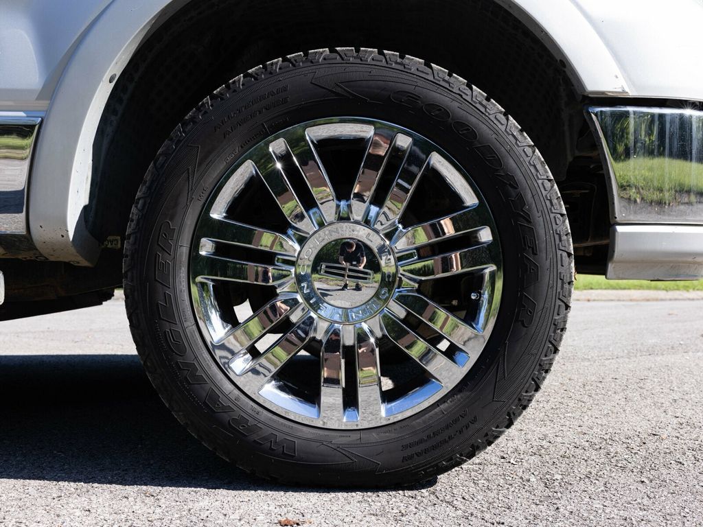 2006 Lincoln Mark LT Rare MARK LT, 4WD, Chrome Package - 22923282 - 58