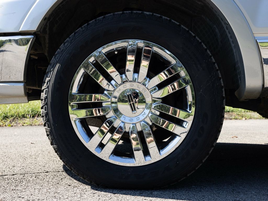 2006 Lincoln Mark LT Rare MARK LT, 4WD, Chrome Package - 22923282 - 64