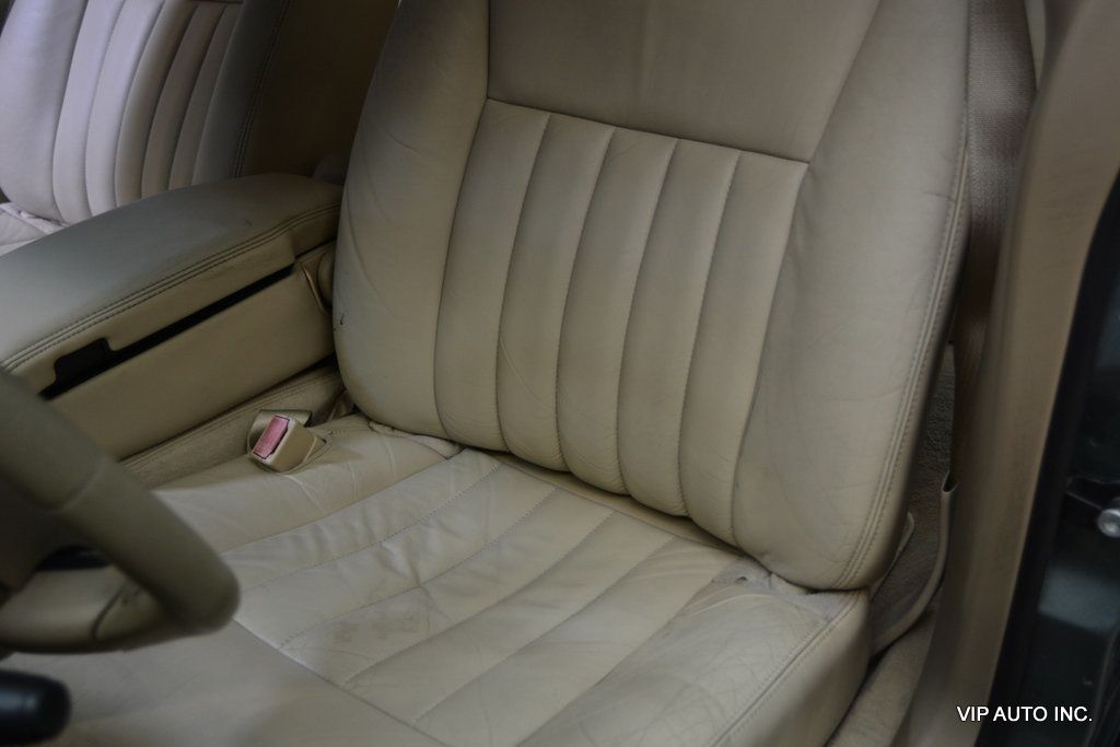 2006 Lincoln Town Car 4dr Sedan Signature - 22966151 - 14