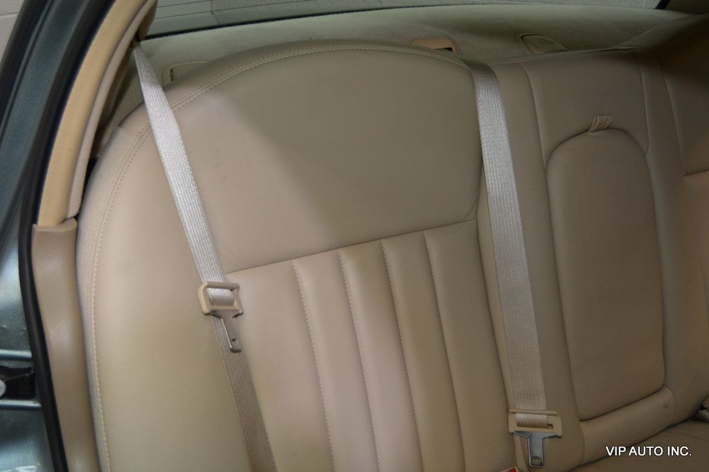 2006 Lincoln Town Car 4dr Sedan Signature - 22966151 - 24