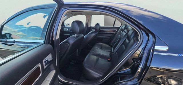 2006 Lincoln Zephyr 4dr Sedan - 23000611 - 6