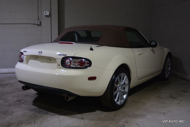 2006 Mazda MX-5 Miata 2dr Convertible 3rd Generation Limited - 22921310 - 3
