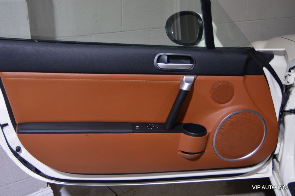 2006 Mazda MX-5 Miata 2dr Convertible 3rd Generation Limited - 22921310 - 6