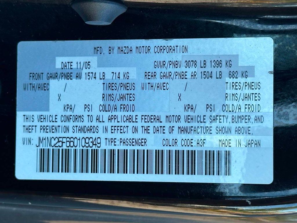 2006 Mazda MX-5 Miata 2dr Convertible Sport Automatic - 22923353 - 11