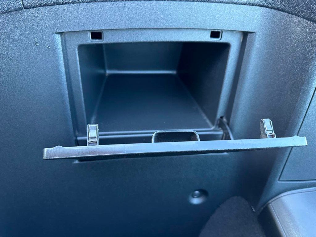 2006 Mazda MX-5 Miata 2dr Convertible Sport Automatic - 22923353 - 17