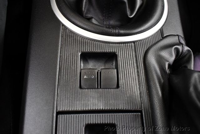 2006 Mazda MX-5 Miata 2dr Convertible Sport Manual - 22844775 - 22