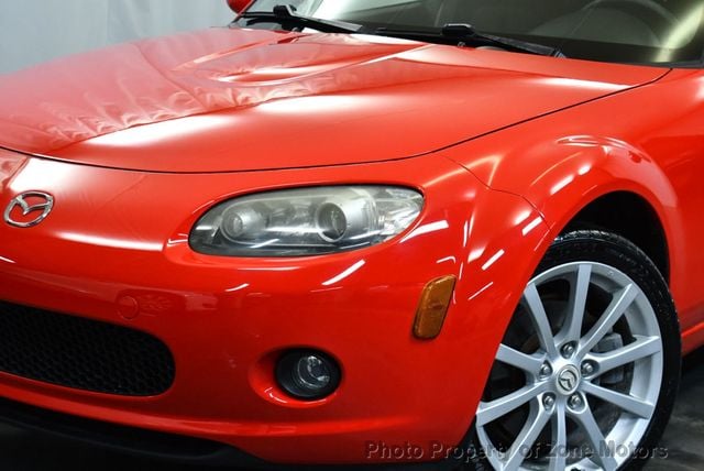 2006 Mazda MX-5 Miata 2dr Convertible Sport Manual - 22844775 - 2
