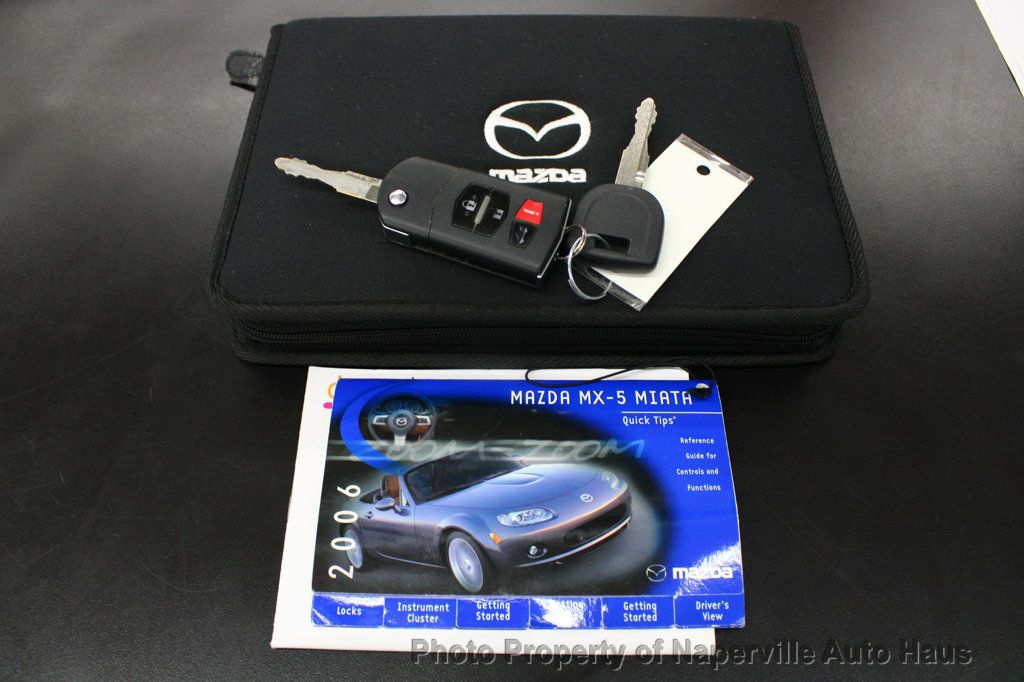 2006 Mazda MX-5 Miata Miata Touring photo 36
