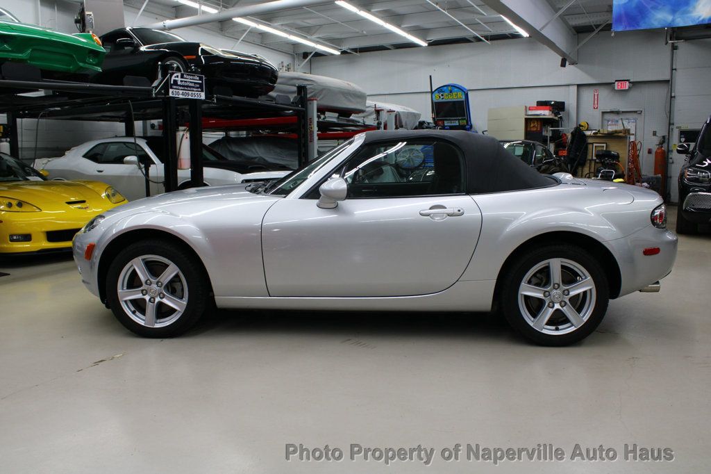 2006 Mazda MX-5 Miata Miata Touring photo 43