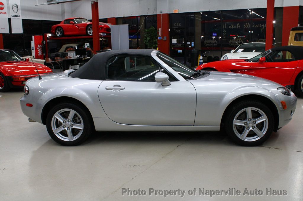 2006 Mazda MX-5 Miata Miata Touring photo 47