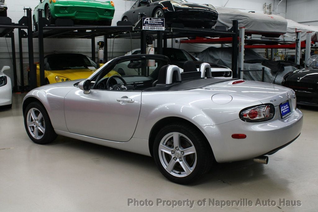 2006 Mazda MX-5 Miata Miata Touring photo 5