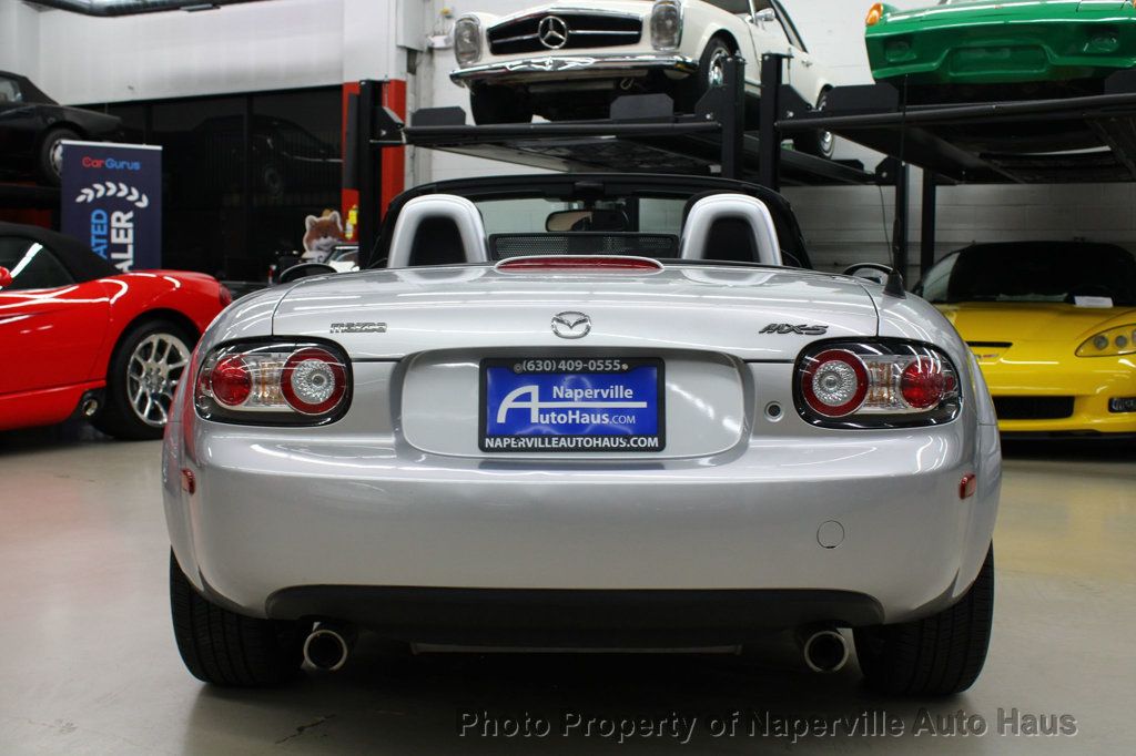 2006 Mazda MX-5 Miata Miata Touring photo 7