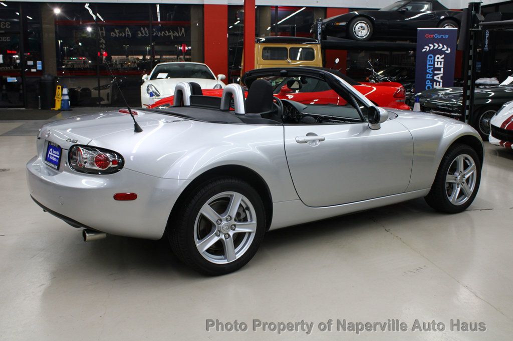 2006 Mazda MX-5 Miata Miata Touring photo 9