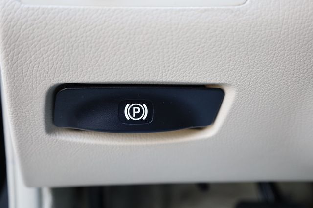 2006 Mercedes-Benz E-Class E350 4dr Sedan 3.5L 4MATIC - 23002196 - 30