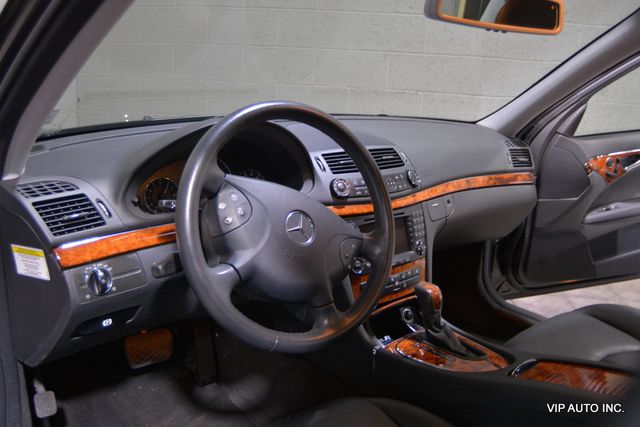 2006 Mercedes-Benz E-Class E350 4dr Sedan 3.5L 4MATIC - 22785775 - 7