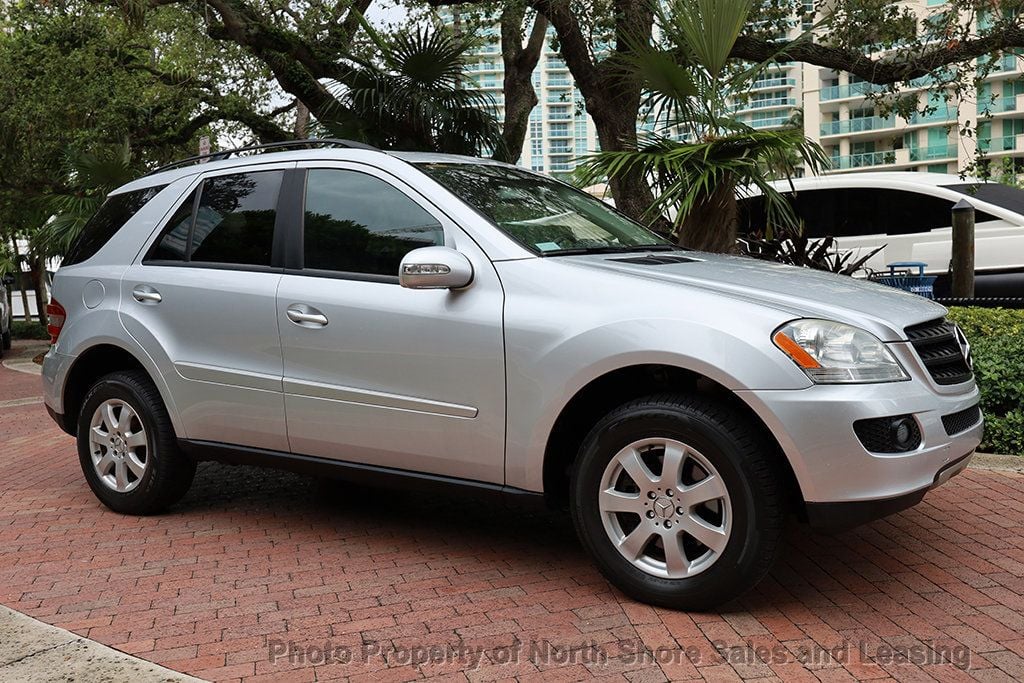 2006 Mercedes Benz ML 350 4MATIC photo 2