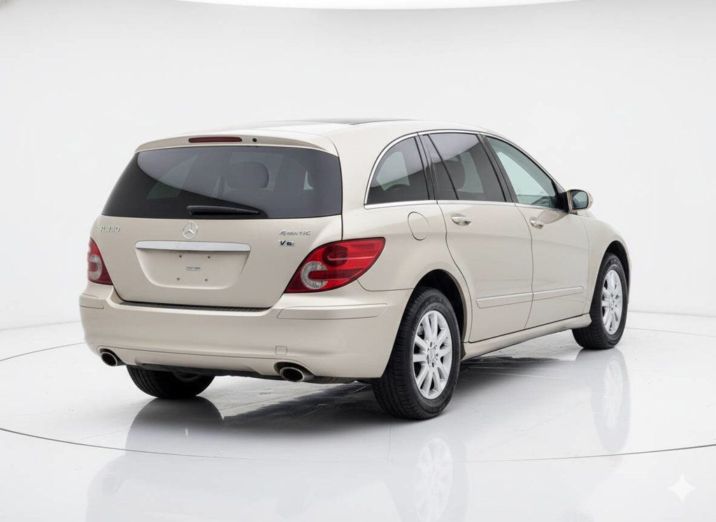 2006 Mercedes-Benz R-Class R 350 AWD 4MATIC 4dr Wagon - 22962410 - 5