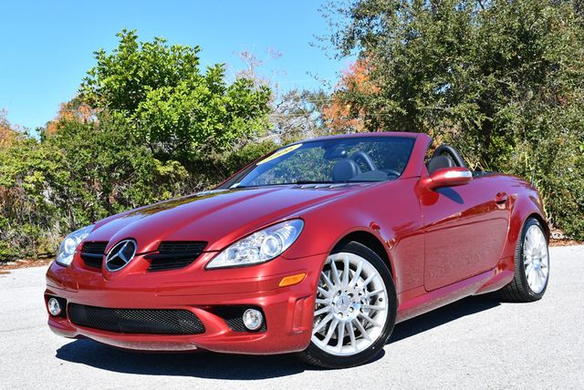 2006 Mercedes-Benz SLK 55 AMG Roadster W/Premium Package - 22955710 - 17