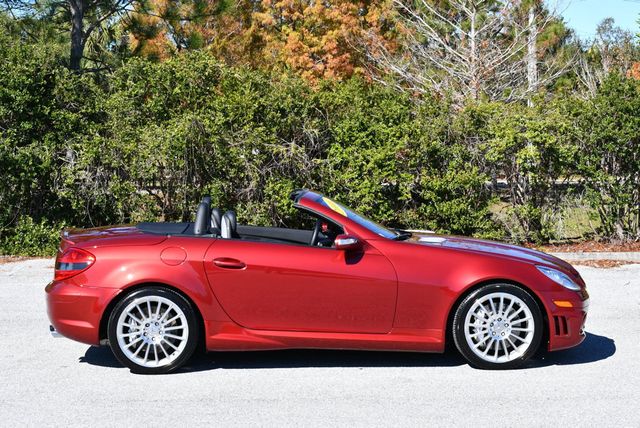 2006 Mercedes-Benz SLK 55 AMG Roadster W/Premium Package - 22955710 - 38