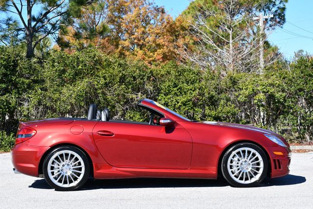 2006 Mercedes-Benz SLK 55 AMG Roadster W/Premium Package - 22955710 - 6