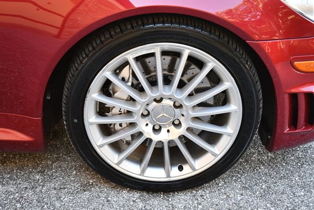 2006 Mercedes-Benz SLK 55 AMG Roadster W/Premium Package - 22955710 - 70