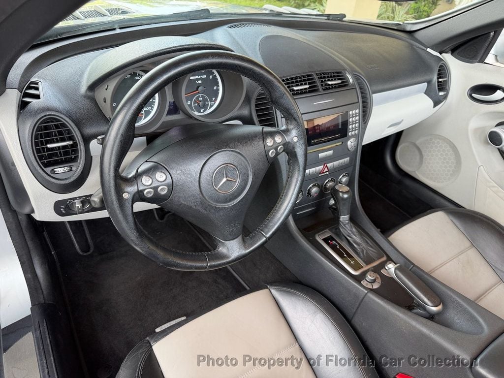 2006 Mercedes-Benz SLK Roadster 5.5L AMG - 23092985 - 38