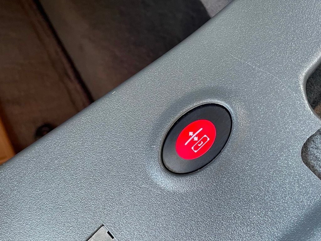 2006 Mercedes-Benz SL-Class SL500 2dr Roadster 5.0L - 22924518 - 35