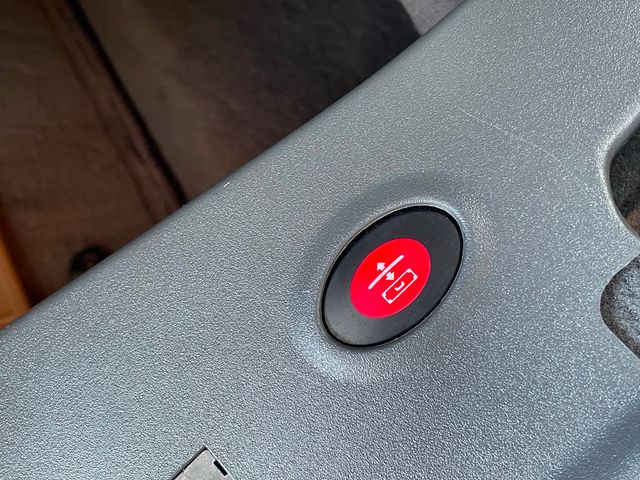 2006 Mercedes-Benz SL-Class SL500 2dr Roadster 5.0L - 22924518 - 35