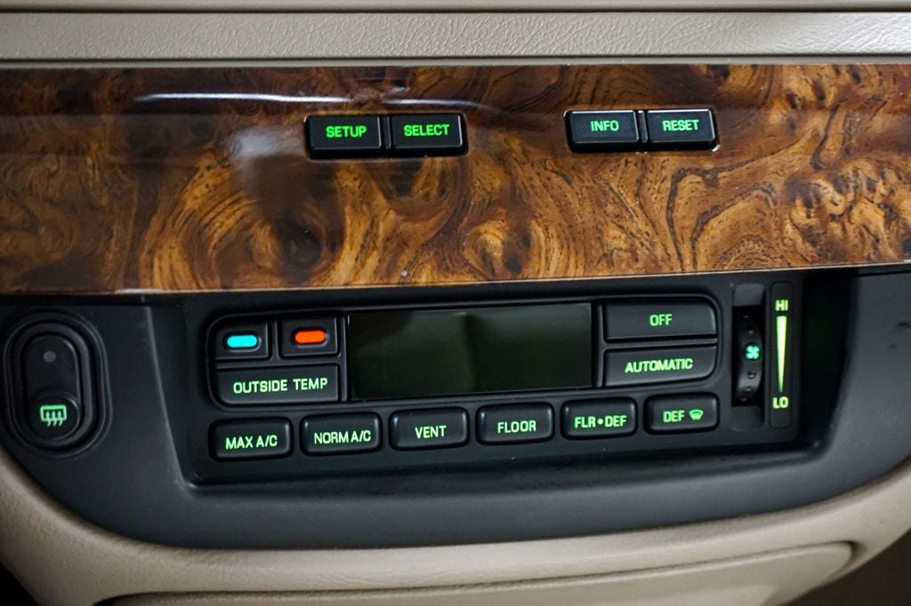 2006 Mercury Grand Marquis *LS Ultimate* *West Coast Car* *Super Clean* - 23010776 - 19