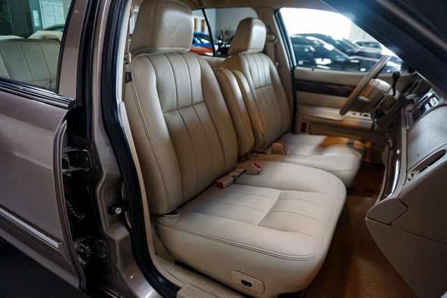 2006 Mercury Grand Marquis *LS Ultimate* *West Coast Car* *Super Clean* - 23010776 - 32