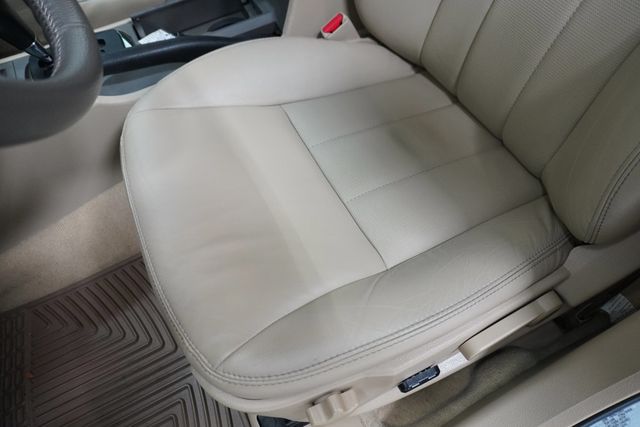 2006 Mercury Milan 4dr Sedan Premier 3.0 - 22980950 - 9