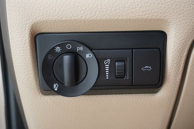 2006 Mercury Milan 4dr Sedan Premier 3.0 - 22980950 - 17