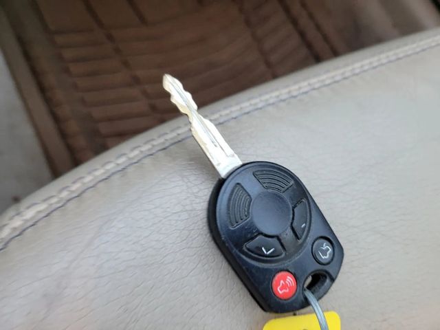 2006 Mercury Milan Premier Sedan 4D - 22950008 - 30